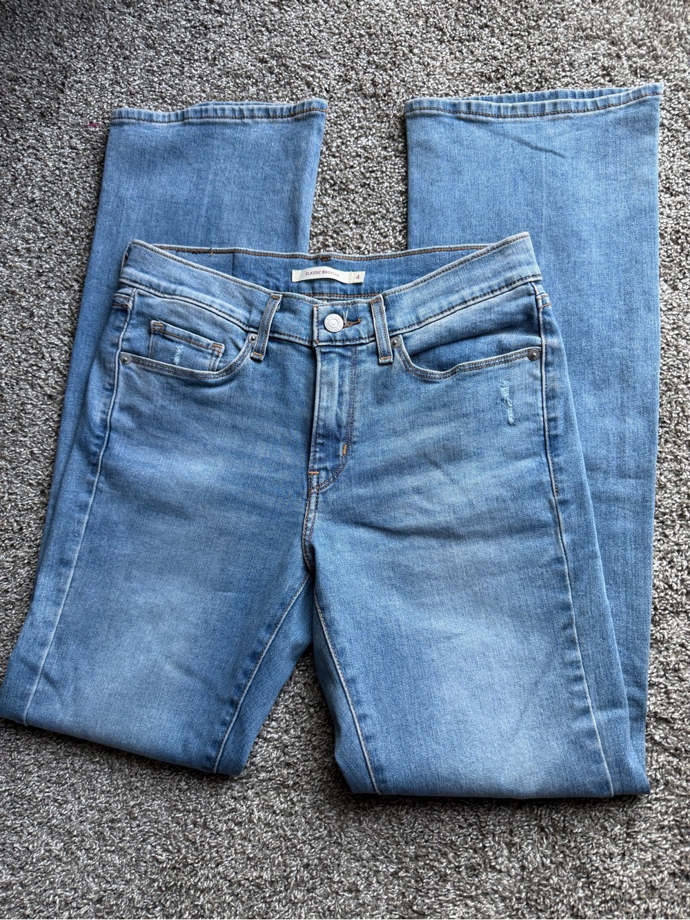 Levi's Light Blue Straight Leg Women's Jeans